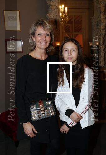 Nuland 28 januari 2020
Opening nieuwe winkel Addy v d Krommenacker in Villa Maasdonk.
Anky v Grunsven kwam met haar dochter
