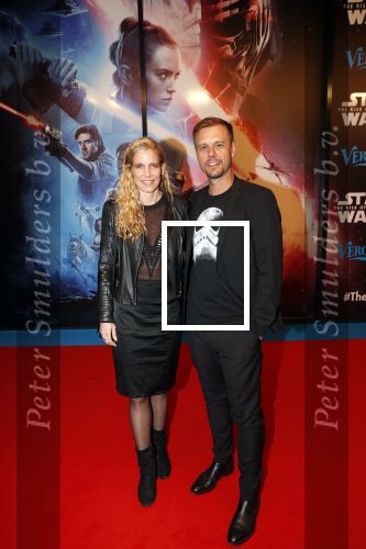Amsterdam 17 december 2019
Premiere Starwars in het Amsterdam theater. Armin v Buuren kwam met zijn vrouw Erika