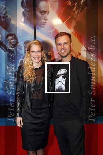 Amsterdam 17 december 2019
Premiere Starwars in het Amsterdam theater. Armin v Buuren kwam met zijn vrouw Erika