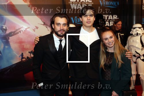 Amsterdam 17 december 2019
Premiere Starwars in het Amsterdam theater. Bart Meeldijk en â€¦