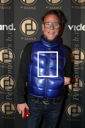 Amsterdam 9 januari 2020
Presentatie Bontgirl ( Videoland) van Famke Louise bij westergasfabriek.
Bastiaan v Schaik