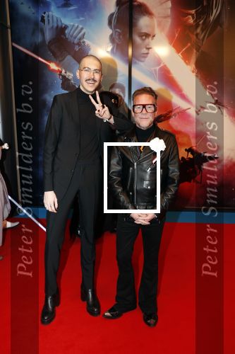 Amsterdam 17 december 2019
Premiere Starwars in het Amsterdam theater. Bastiaan v Schaik met een kennis