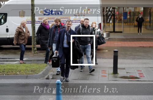 Lelystad 15 januari 2020
Rechtszaak Rosanna Kluivert en haar zoon Nino Wilkes tegen het tv programma Tros Opgelicht bij de rechtbank in Lelystad. advocaat Bertil van Kaam van opgelicht met werknemers