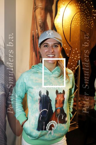 Amsterdam 26 januari 2020
Britt Dekker met fans op jumping Amsterdam
