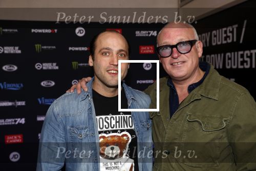 Arnhem 21 december 2019
Badr Hari versus Rico Verhoeven in het geldredome. Rene v d Gijp kwam met zijn zoon Sanny