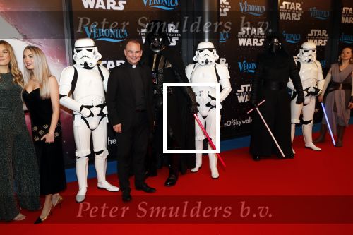Amsterdam 17 december 2019
Premiere Starwars in het Amsterdam theater. Roderick Vorhogen