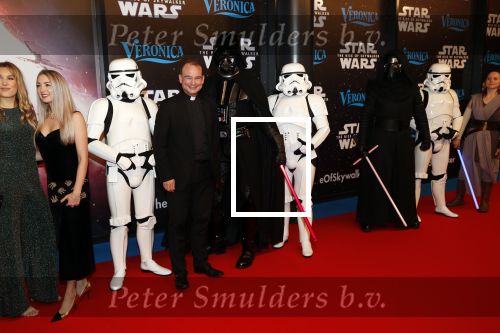 Amsterdam 17 december 2019
Premiere Starwars in het Amsterdam theater. Roderick Vorhogen