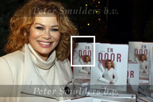 Bunnik 4 februari 2021
Boekpresentatie Antje Monteiro . Romy ontvangt het eerste boek.