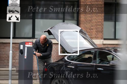 Amsterdam 5 januari 2021
De vriend van Astrid Joosten met zijn electrische auto