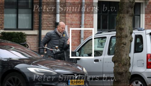 Amsterdam 5 januari 2021
De vriend van Astrid Joosten met zijn electrische auto