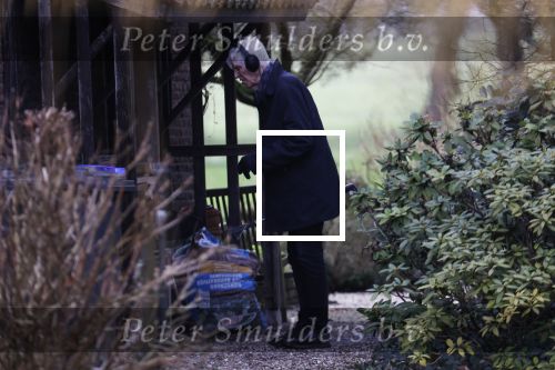 Maarssen 4 februari 2021
Berend Boudewijn werkt in zijn tuin.