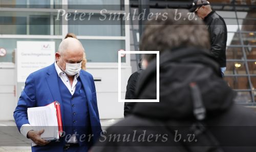 Utrecht 2 februari 2021
Rechtszaak Rachel Hazes tegen haar oude PA Marieke v Beek . Royce de Vries is de advocaat van Rachel. Marieke heeft advocaat Bernhard Tomlow. Ricardo Klaverdijk Big Willem v Boxtel en Jacqueline v d Gijp waren aanwezig.