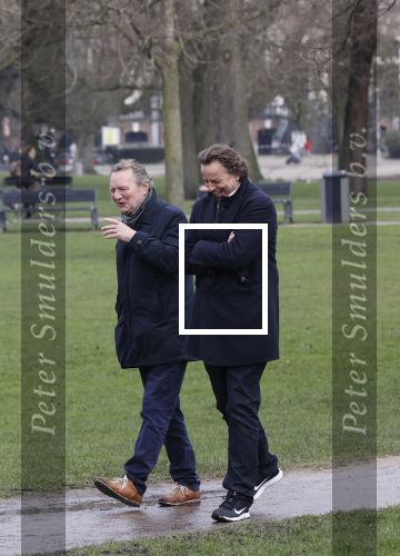 Amsterdam 5 februari 2021
Bert Koenders met â€¦ in het vondelpark.