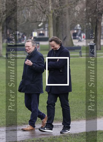 Amsterdam 5 februari 2021
Bert Koenders met â€¦ in het vondelpark.
