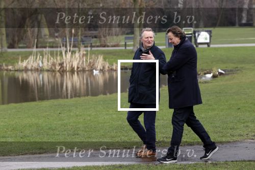 Amsterdam 5 februari 2021
Bert Koenders met â€¦ in het vondelpark.