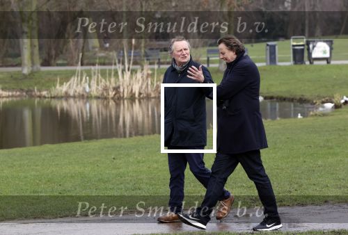 Amsterdam 5 februari 2021
Bert Koenders met â€¦ in het vondelpark.