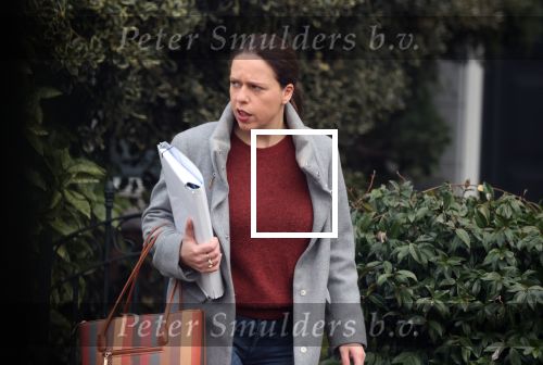 Rotterdam 3 januari 2020
Carola Schouten verlaat om 12 uur haar huis . 2 minuten later vertrekt haar nieuwe vriend met koffer haar huis.