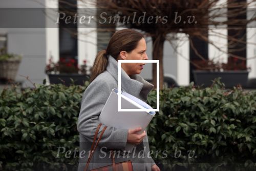 Rotterdam 3 januari 2020
Carola Schouten verlaat om 12 uur haar huis . 2 minuten later vertrekt haar nieuwe vriend met koffer haar huis.