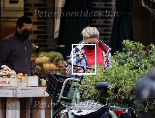 Amsterdam 15 januari 2021
Connie Witteman en haar zoon Marvin Breukhoven doen boodschappen