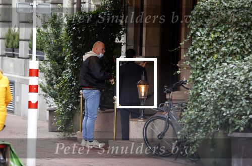 Amsterdam 15 januari 2021
Amanda Balk word door haar nieuwe vriend Ed Hollander met  zijn Rolls Royce opgehaald bij Hotel lâ€™europe