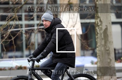 Amsterdam 5 januari 2021
Edwin Evers op een electrische van Moof fiets in Amsterdam