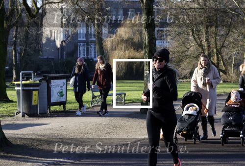 Amsterdam 25 januari 2021
Felice Bakker joggend in het vondelpark.