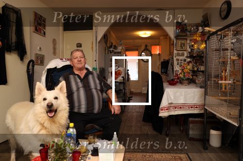 Almere 2 februari 2021
Op bezoek thuis bij Gerrie Tokkie Ruijmgaart. Hun huis staat in Almere . Ze hebben een hond en een pappegaai