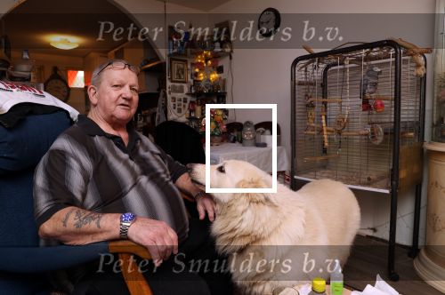 Almere 2 februari 2021
Op bezoek thuis bij Gerrie Tokkie Ruijmgaart. Hun huis staat in Almere . Ze hebben een hond en een pappegaai