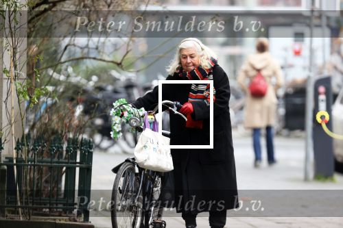Amsterdam 1 februari 2021
Herma Krabbe doet boodschappen in Amsterdam zuid