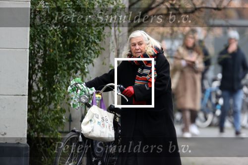 Amsterdam 1 februari 2021
Herma Krabbe doet boodschappen in Amsterdam zuid