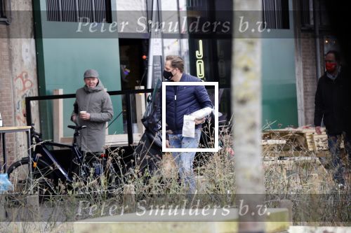 Rotterdam 30 januari 2021
Hugo de Jonge en zijn dochter Sarah doen boodschappen en lopen daarna weer naar huis