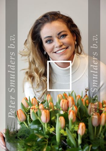 Aalsmeer 4 februari 2021
Inge de Bruijn Manon Nummerdor Flier en Jorrit Kroon dopen de Heroes tulp.