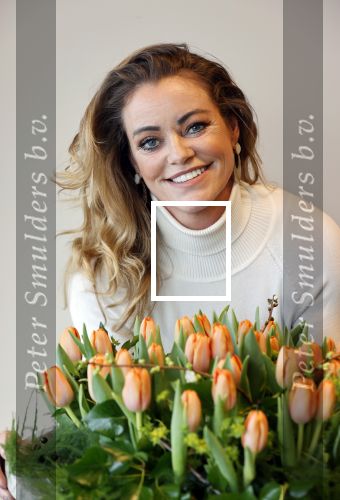 Aalsmeer 4 februari 2021
Inge de Bruijn Manon Nummerdor Flier en Jorrit Kroon dopen de Heroes tulp.