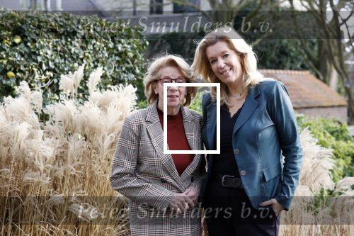 Woerden 21 januari 2021
Liane den Haan , lijsttrekker 50 plus wordt thuis geinterviewd door Nick Dijkman van Story. Liane woont samen met haar kinderen en haar moeder in 1 huis.