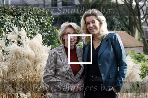 Woerden 21 januari 2021
Liane den Haan , lijsttrekker 50 plus wordt thuis geinterviewd door Nick Dijkman van Story. Liane woont samen met haar kinderen en haar moeder in 1 huis.