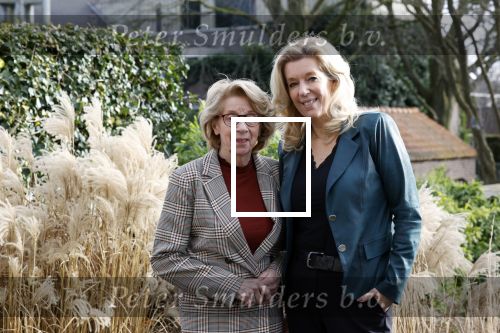 Woerden 21 januari 2021
Liane den Haan , lijsttrekker 50 plus wordt thuis geinterviewd door Nick Dijkman van Story. Liane woont samen met haar kinderen en haar moeder in 1 huis.