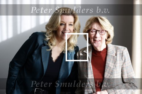 Woerden 21 januari 2021
Liane den Haan , lijsttrekker 50 plus wordt thuis geinterviewd door Nick Dijkman van Story. Liane woont samen met haar kinderen en haar moeder in 1 huis.
