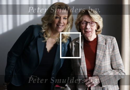 Woerden 21 januari 2021
Liane den Haan , lijsttrekker 50 plus wordt thuis geinterviewd door Nick Dijkman van Story. Liane woont samen met haar kinderen en haar moeder in 1 huis.