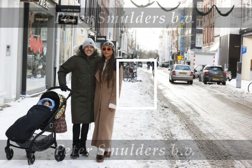 Amsterdam 9 februari 2021
Lil Kleine met zijn vri4ndin Jamie Vaes en hun zoon Lio