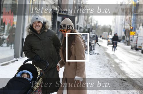 Amsterdam 9 februari 2021
Lil Kleine met zijn vri4ndin Jamie Vaes en hun zoon Lio