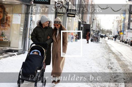 Amsterdam 9 februari 2021
Lil Kleine met zijn vri4ndin Jamie Vaes en hun zoon Lio