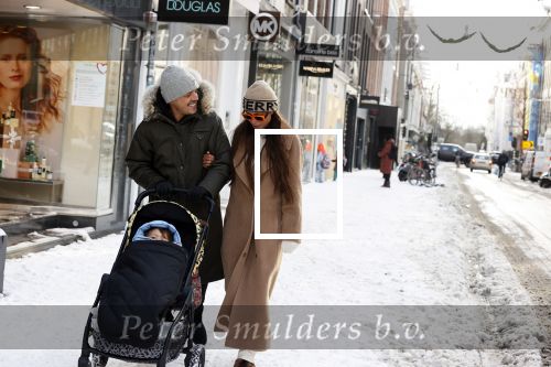Amsterdam 9 februari 2021
Lil Kleine met zijn vri4ndin Jamie Vaes en hun zoon Lio