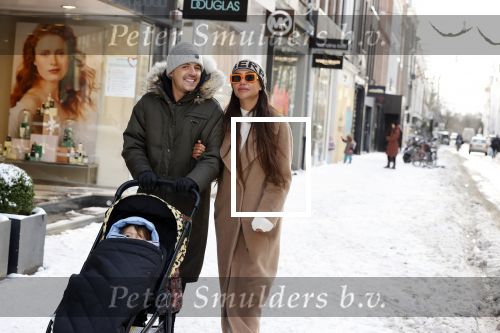 Amsterdam 9 februari 2021
Lil Kleine met zijn vri4ndin Jamie Vaes en hun zoon Lio