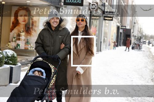 Amsterdam 9 februari 2021
Lil Kleine met zijn vri4ndin Jamie Vaes en hun zoon Lio