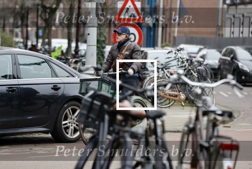 Amsterdam 16 januari 2021
Marc Marie Huybregts doet boodschappen in Amsterdam zuid
