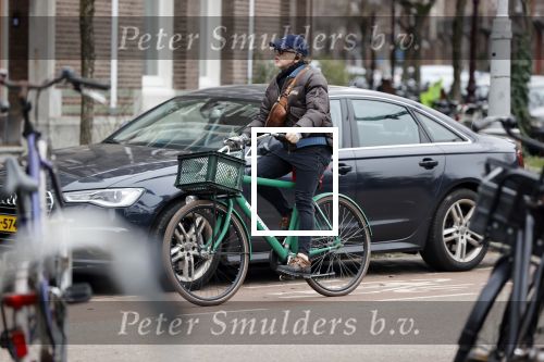 Amsterdam 16 januari 2021
Marc Marie Huybregts doet boodschappen in Amsterdam zuid