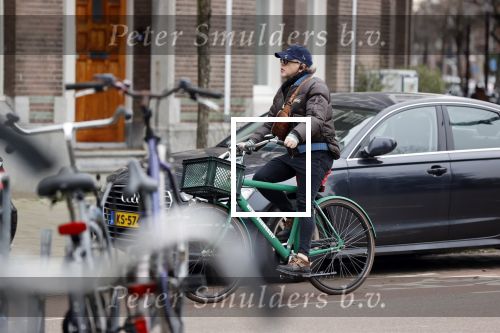 Amsterdam 16 januari 2021
Marc Marie Huybregts doet boodschappen in Amsterdam zuid
