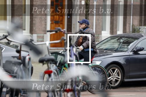 Amsterdam 16 januari 2021
Marc Marie Huybregts doet boodschappen in Amsterdam zuid