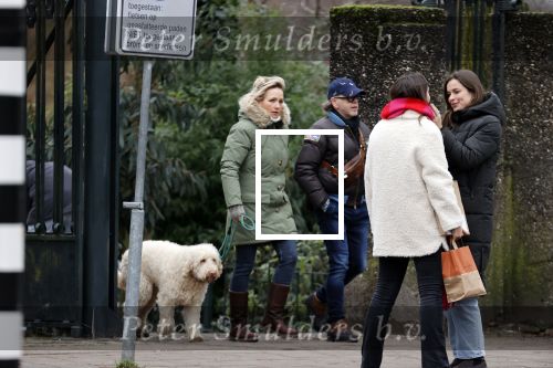 Amsterdam 11 januari 2021
Yvon Jaspers en haar hond met Marc Marie Huijbregts in het vondelpark.
