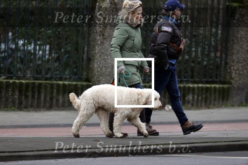Amsterdam 11 januari 2021
Yvon Jaspers en haar hond met Marc Marie Huijbregts in het vondelpark.